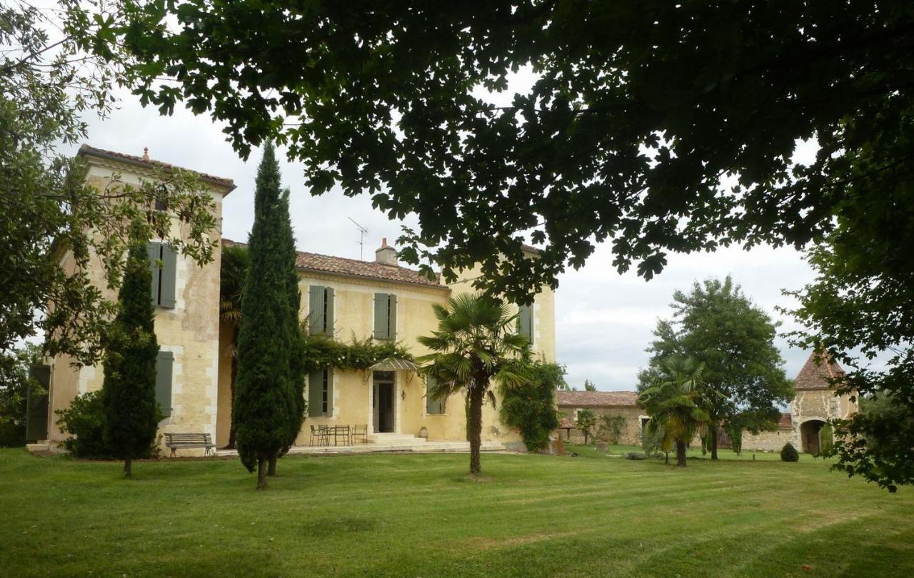 Domaine D'Entudelle Bed & Breakfast Lussan  Dış mekan fotoğraf
