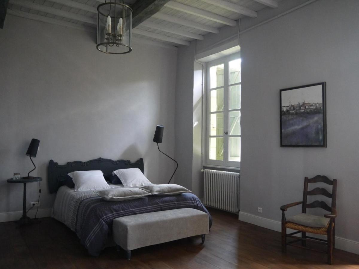 Domaine D'Entudelle Bed & Breakfast Lussan  Dış mekan fotoğraf